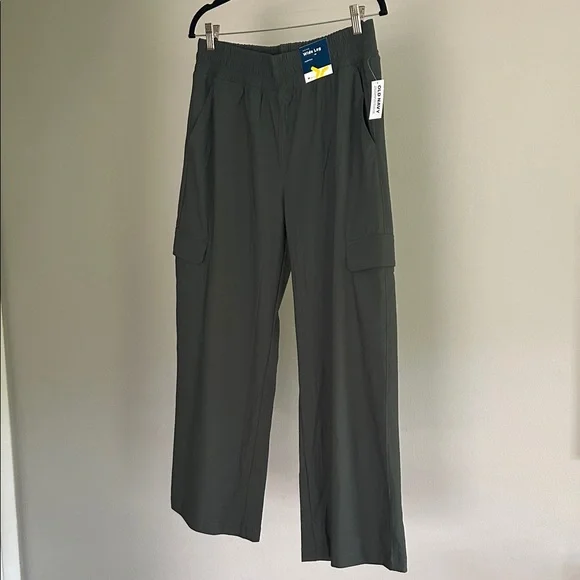 Old Navy Wide Leg Active Pants - “Dark Ivy” Green - Picture 2 of 7